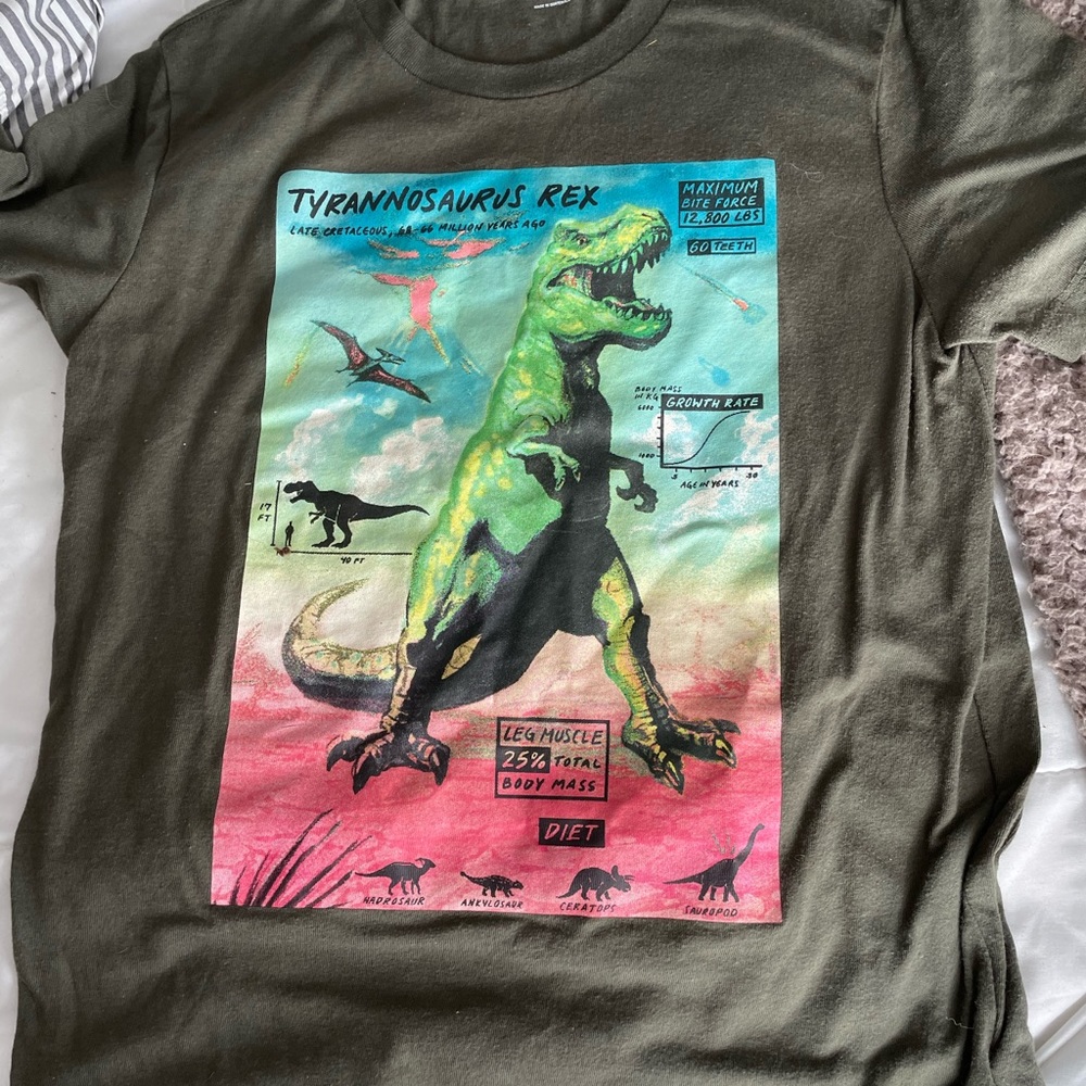Boys Old Navy T shirt size large